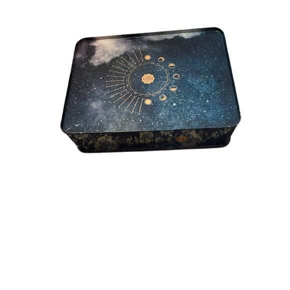 GLOSSYBOX Womens Blue Limited Edition Moonlight Glow Keepsake Makeup Tin - Picture 2 of 12